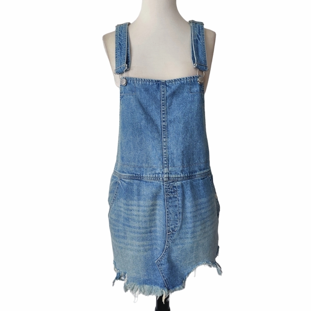 FREE PEOPLE Torn Up Jumper Frayed Hem Blue Denim Overalls Mini Skirt Dress 6